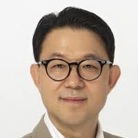 Headhot photograph of Dr. Hwan-Suk Chris Choi